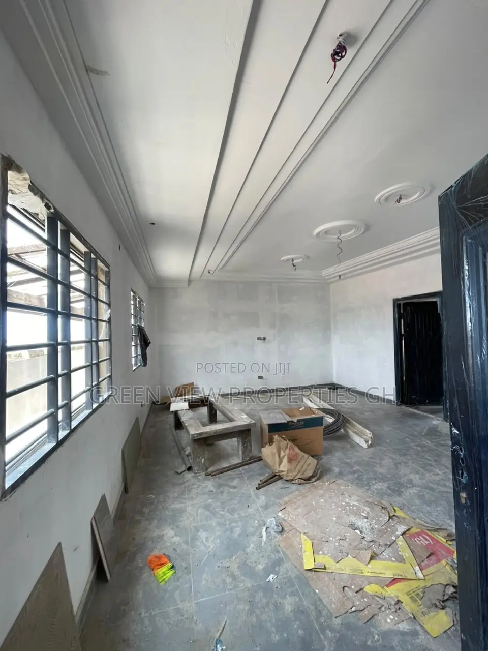 2bdrm Apartment in West Hills Mall Area for rent