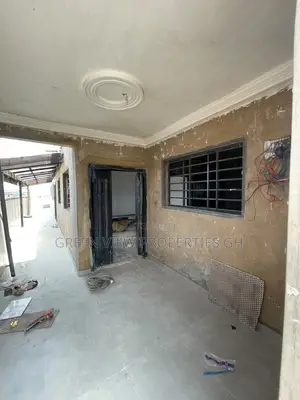 2bdrm Apartment in West Hills Mall Area for rent