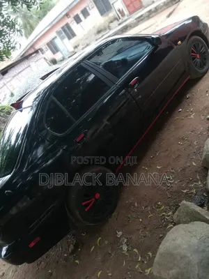 Nissan GT-R 2000 Black