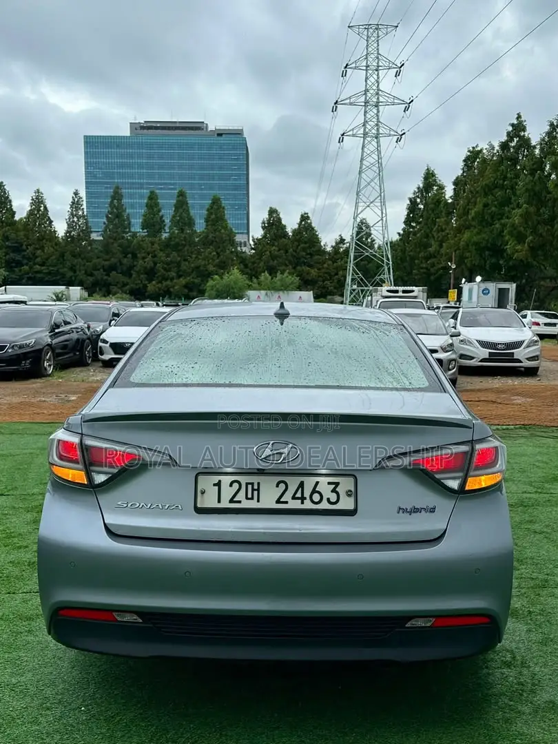 Hyundai Sonata 2016 Gray