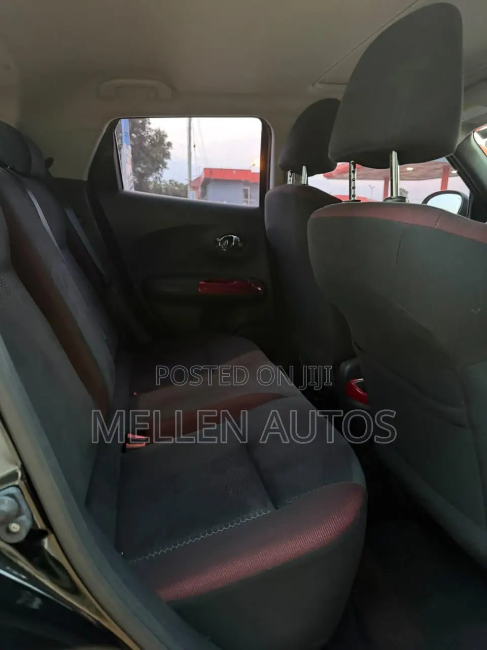 Nissan Juke SV 4dr Hatchback (1.6L 4cyl Turbo 6M) 2014 Black