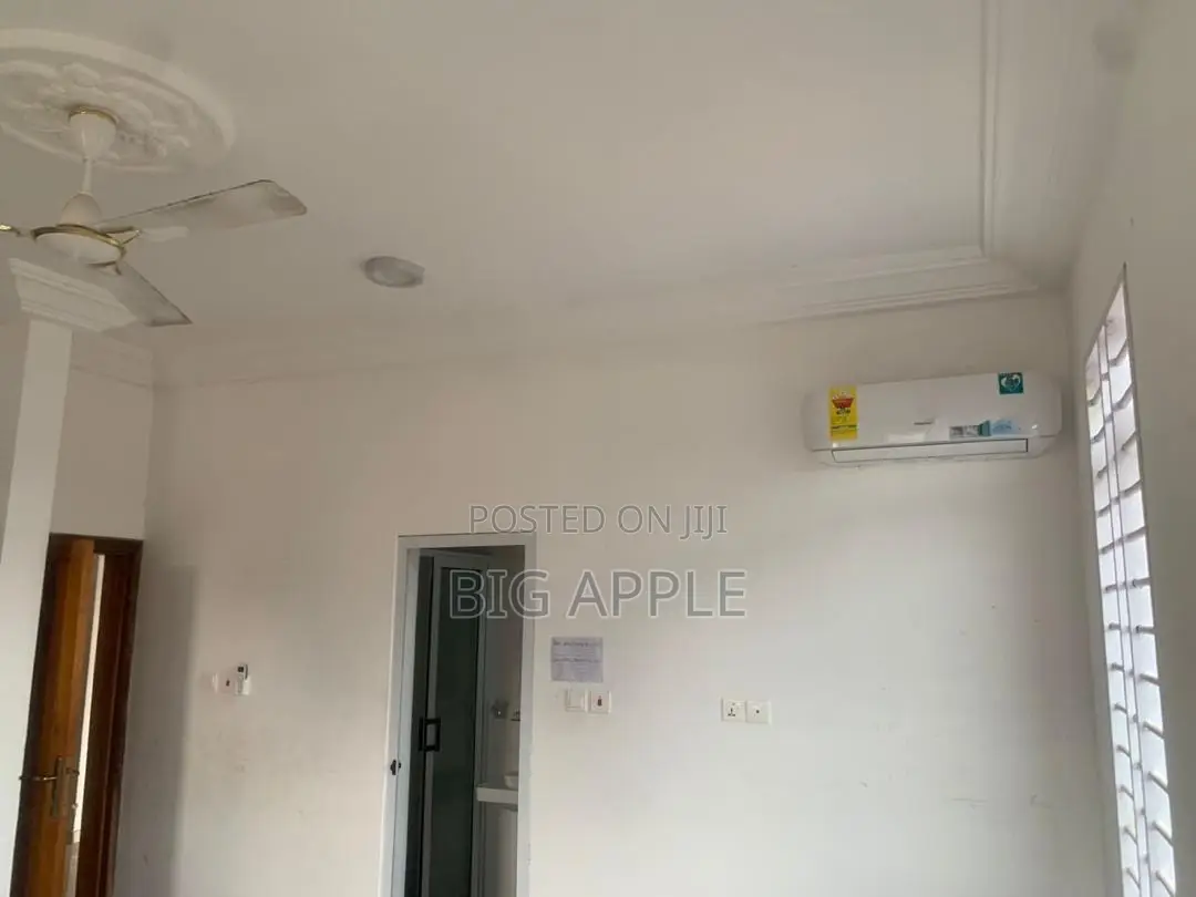 2bdrm Apartment in Mile 7, Achimota for rent
