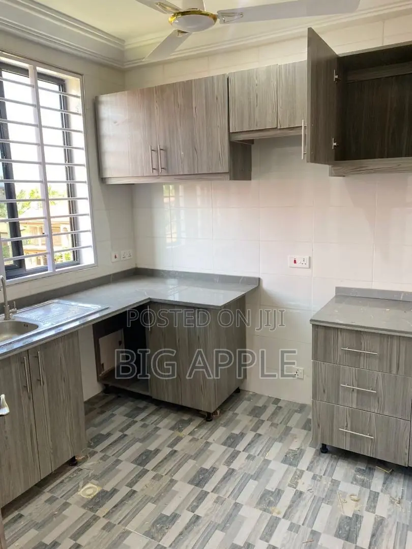 2bdrm Apartment in Mile 7, Achimota for rent