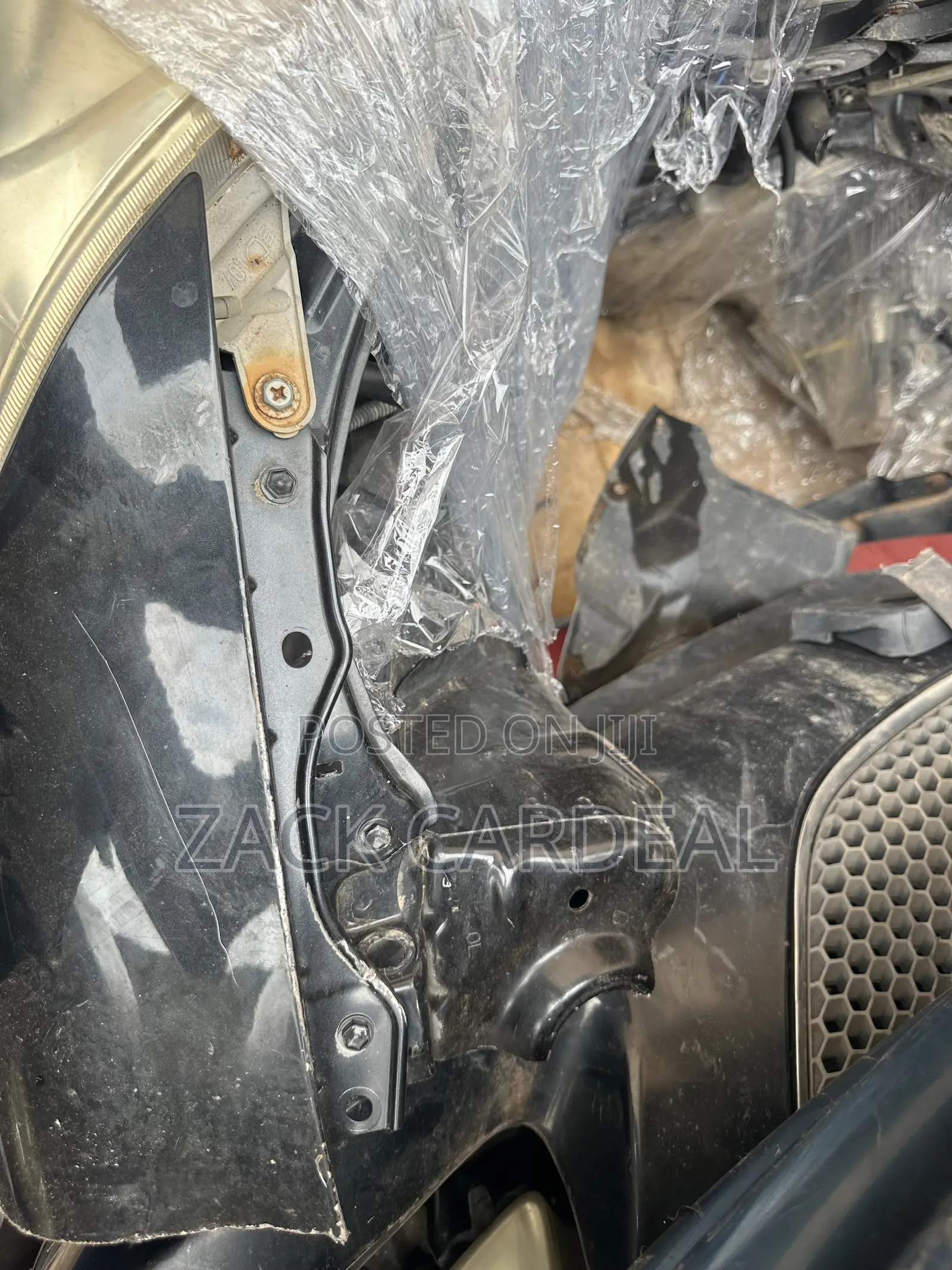 Toyota Yaris 2010-2012 Front Cut Available