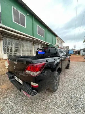 Mazda BT-50 2017 Black