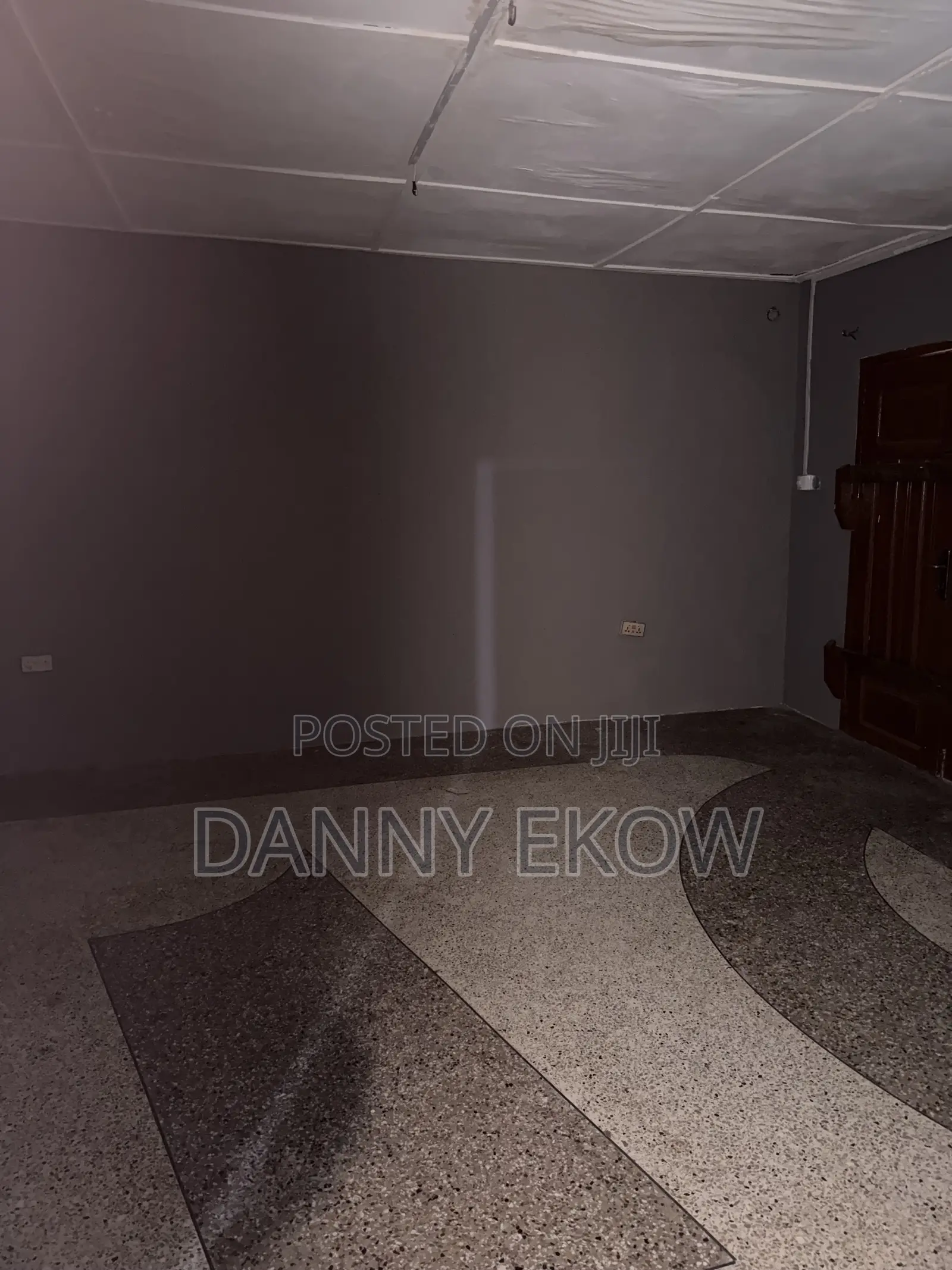 1bdrm Room & Parlour in Cashew, Market for rent