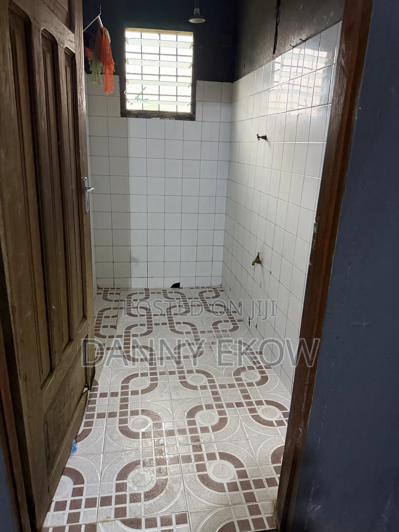 1bdrm Room & Parlour in Cashew, Market for rent