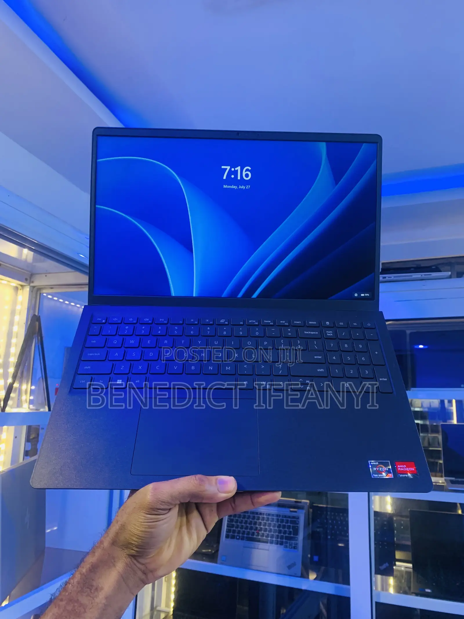 Laptop Dell Inspiron 15 3451 16GB AMD Ryzen 7 SSD 512GB
