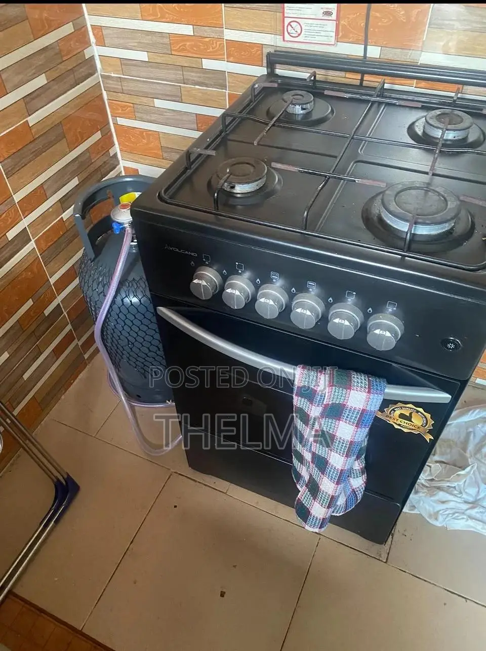 Urgent Sale 4 Burner Volcano Gas Cooker With Oven