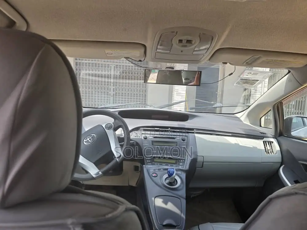 Toyota Prius 2013 Silver