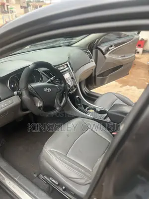 Hyundai Sonata Limited 2.0T Sedan (2.0L 4cyl 6A) 2012 Black
