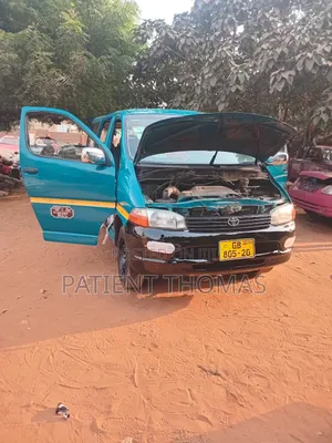 Toyota HiAce 2008 Green