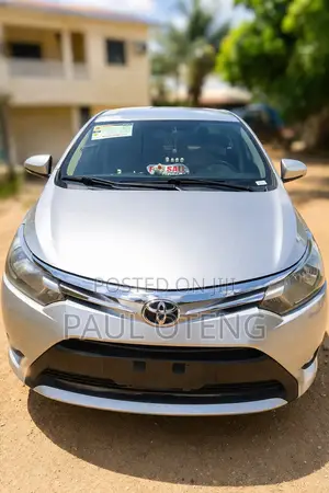Toyota Yaris 2015 Silver