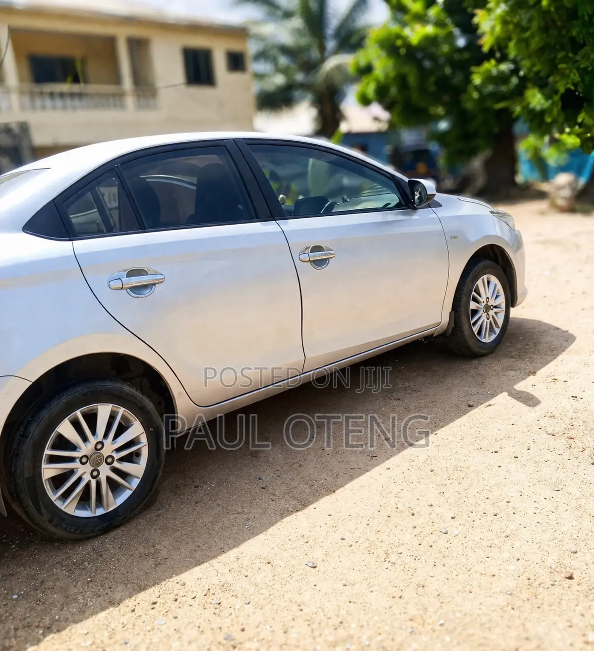 Toyota Yaris 2015 Silver