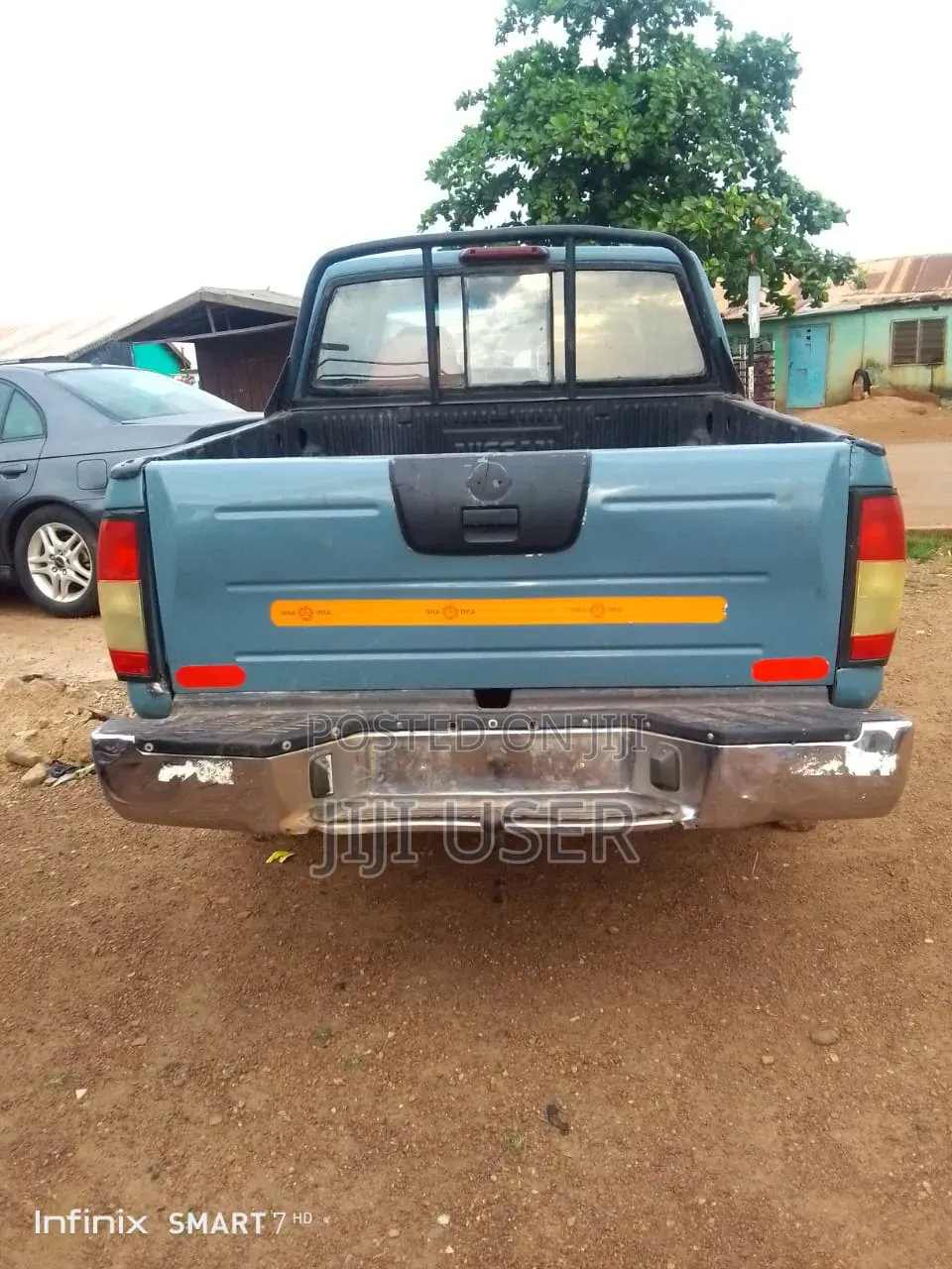 Nissan Hardbody 2007 Beige