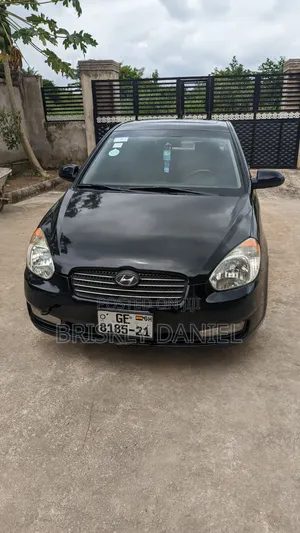 Hyundai Accent 2010 Black