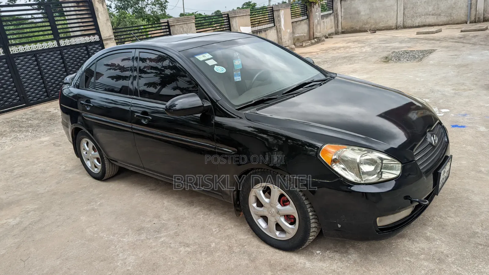 Hyundai Accent 2010 Black