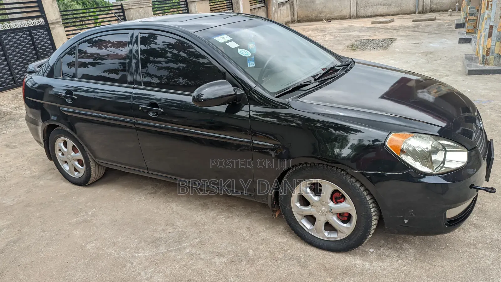 Hyundai Accent 2010 Black