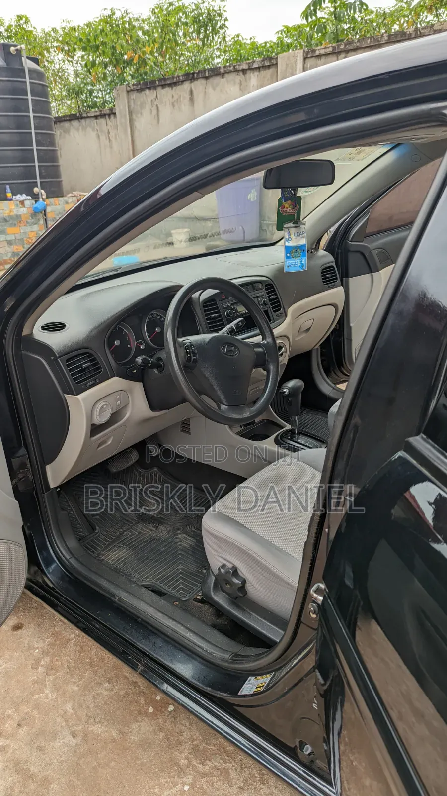 Hyundai Accent 2010 Black