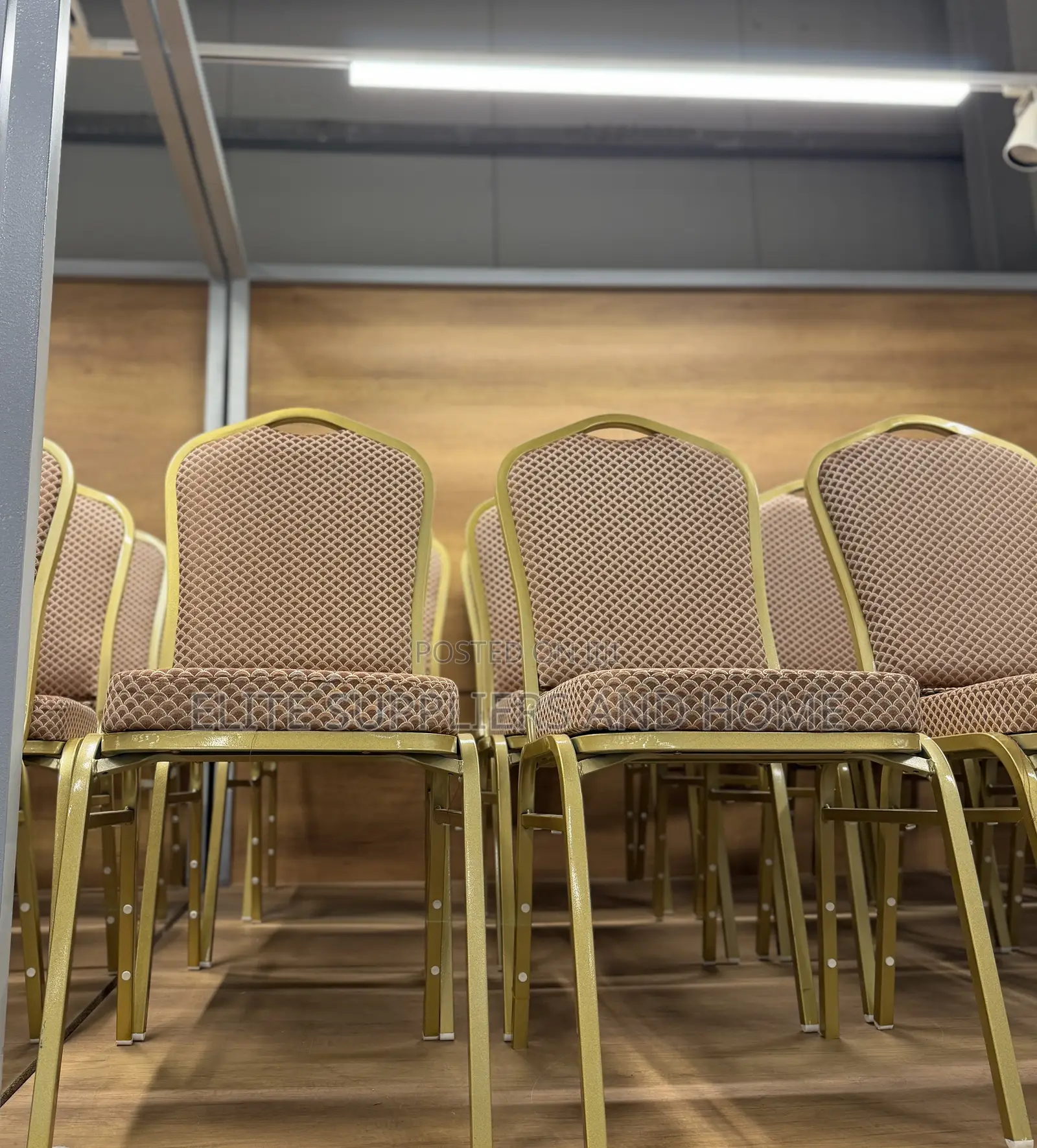 Chair (Single)