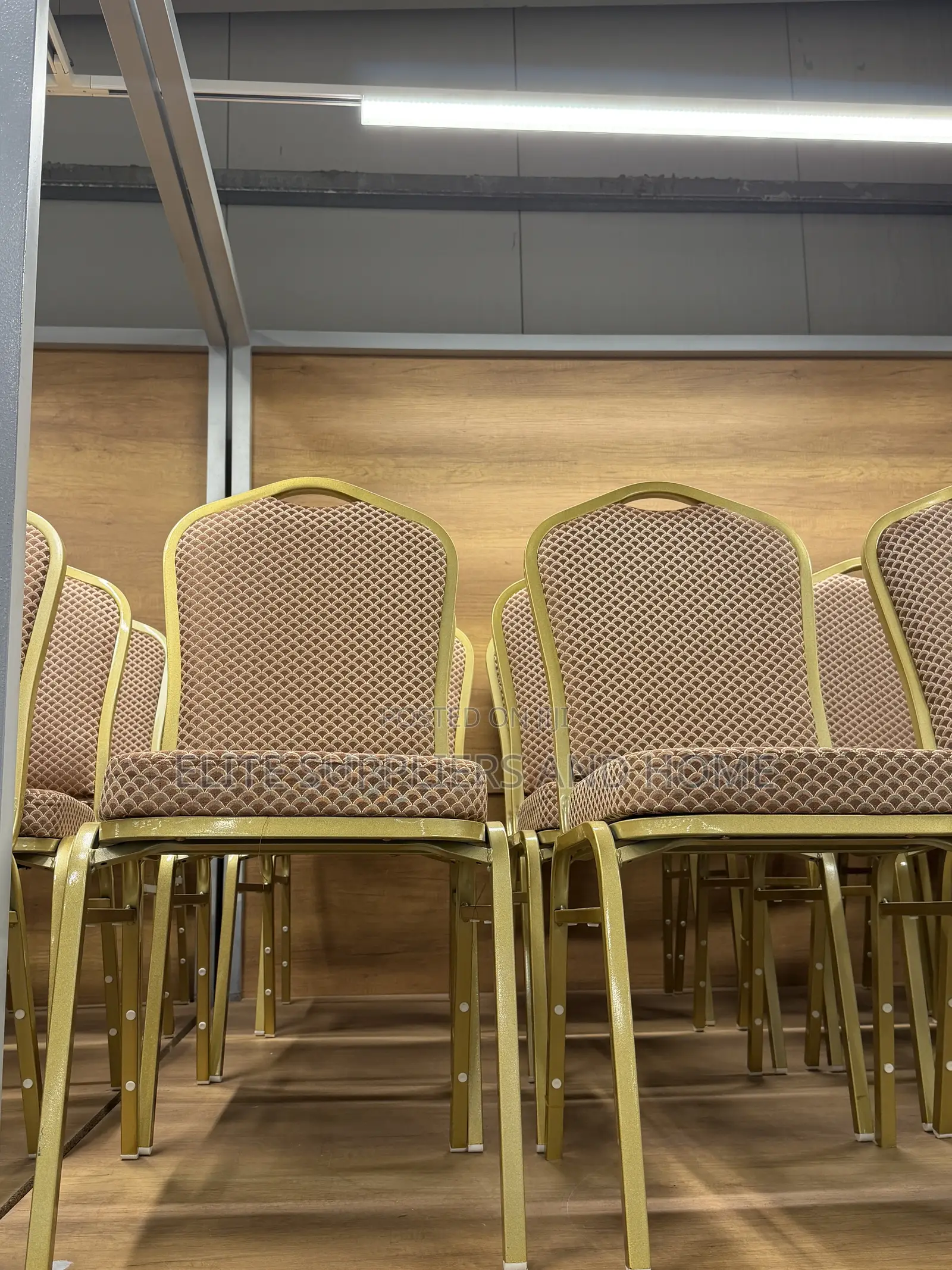 Chair (Single)