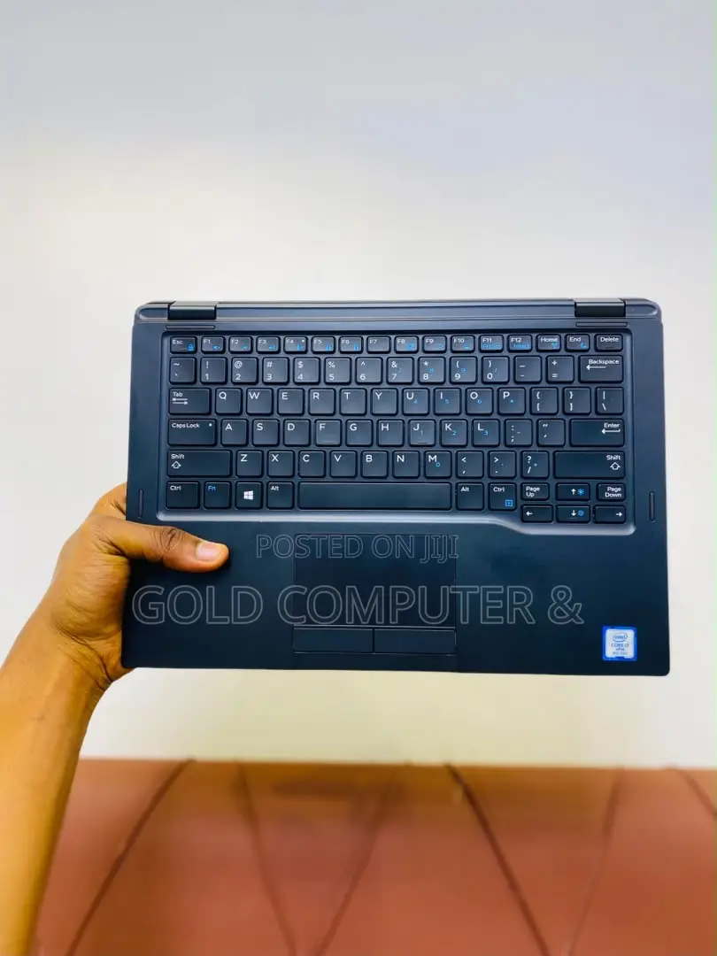 Laptop Dell Latitude 7390 2-in-1 16GB Intel Core i7 SSD 256GB