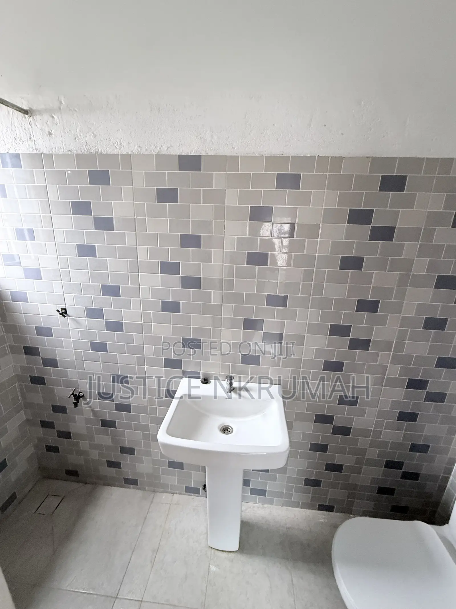 1bdrm Apartment in Mr Justice Estates, West Hills Mall Area for rent