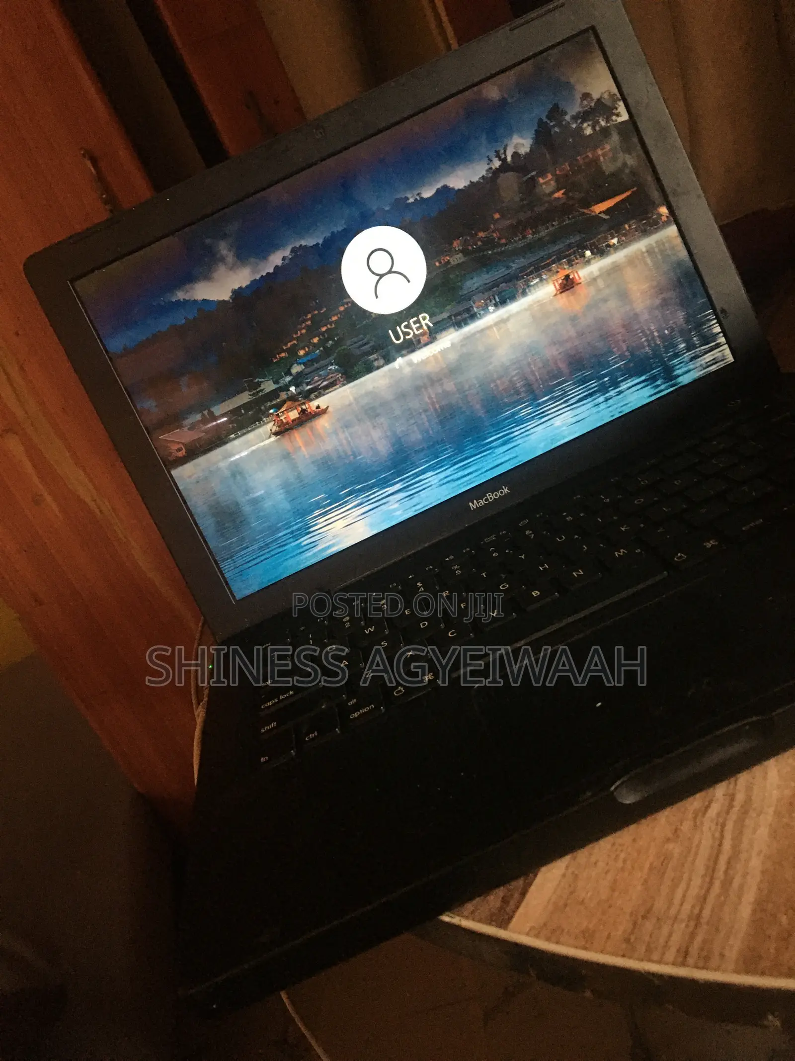 Laptop Apple MacBook 2008 2GB Intel Core 2 Duo HDD+SSD 256GB