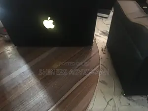 Laptop Apple MacBook 2008 2GB Intel Core 2 Duo HDD+SSD 256GB