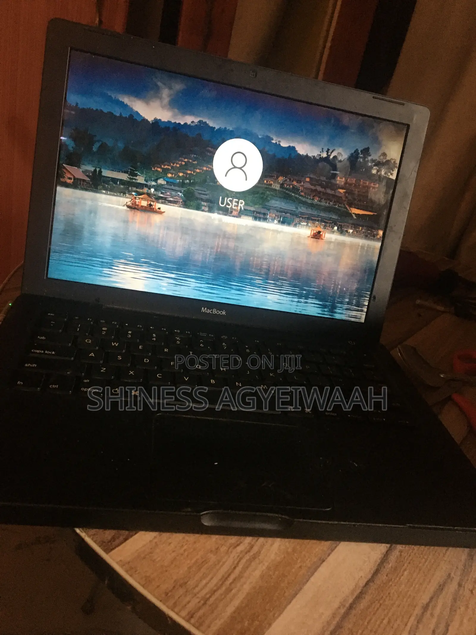 Laptop Apple MacBook 2008 2GB Intel Core 2 Duo HDD+SSD 256GB