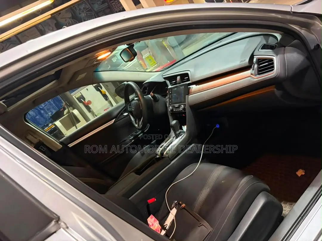 Honda Accord 2018 White