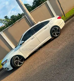 Honda Accord 2018 White