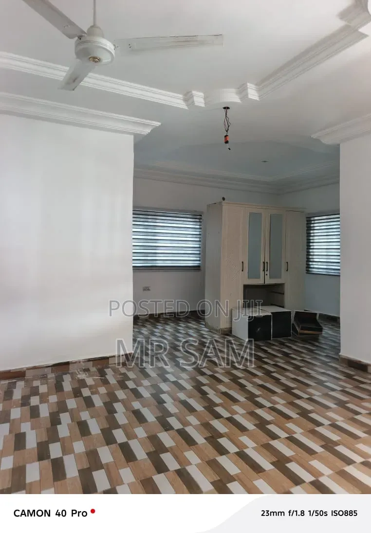 7bdrm House in Sam Properties, Millenium City for sale