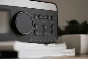 PEAQ Compact DAB+ FM Clock Radio (PCR 540)