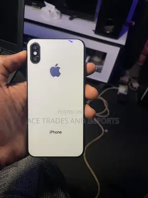 Apple iPhone X 256 GB White