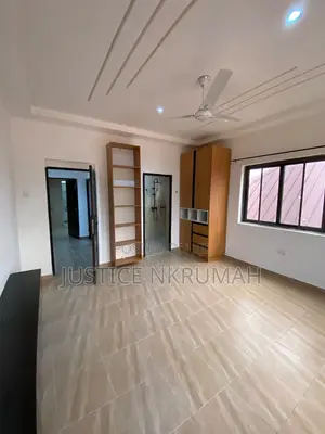 2bdrm Apartment in Mr Justice Estates, Achimota for rent