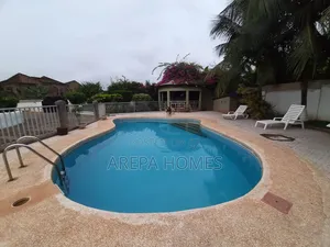 9bdrm Block of Flats in Arepa Homes, Ofankor for sale