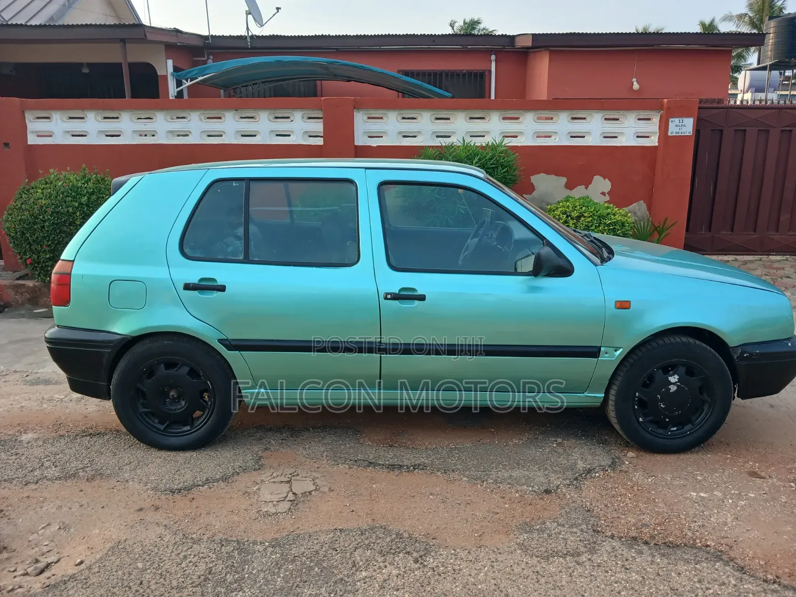 Volkswagen Golf 2005 Green