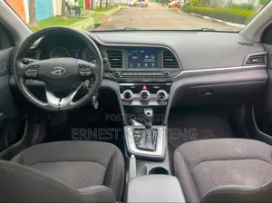 Hyundai Elantra 2020 Gray