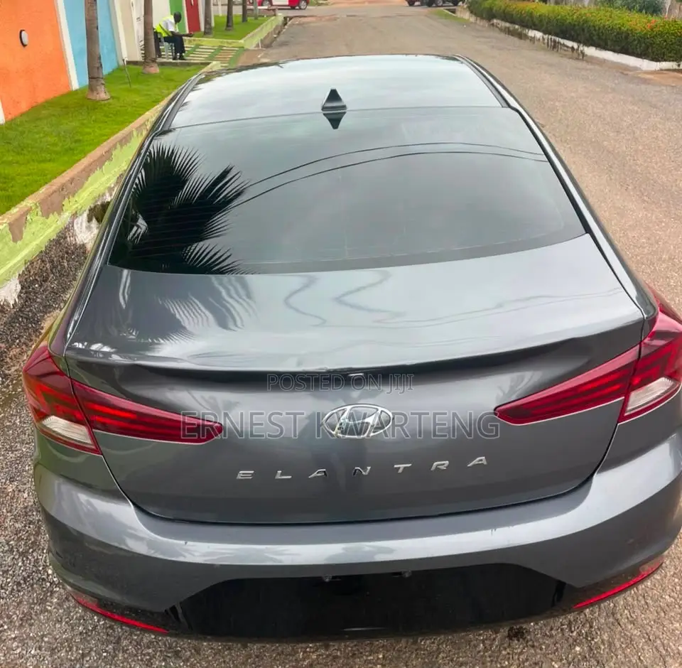 Hyundai Elantra 2020 Gray