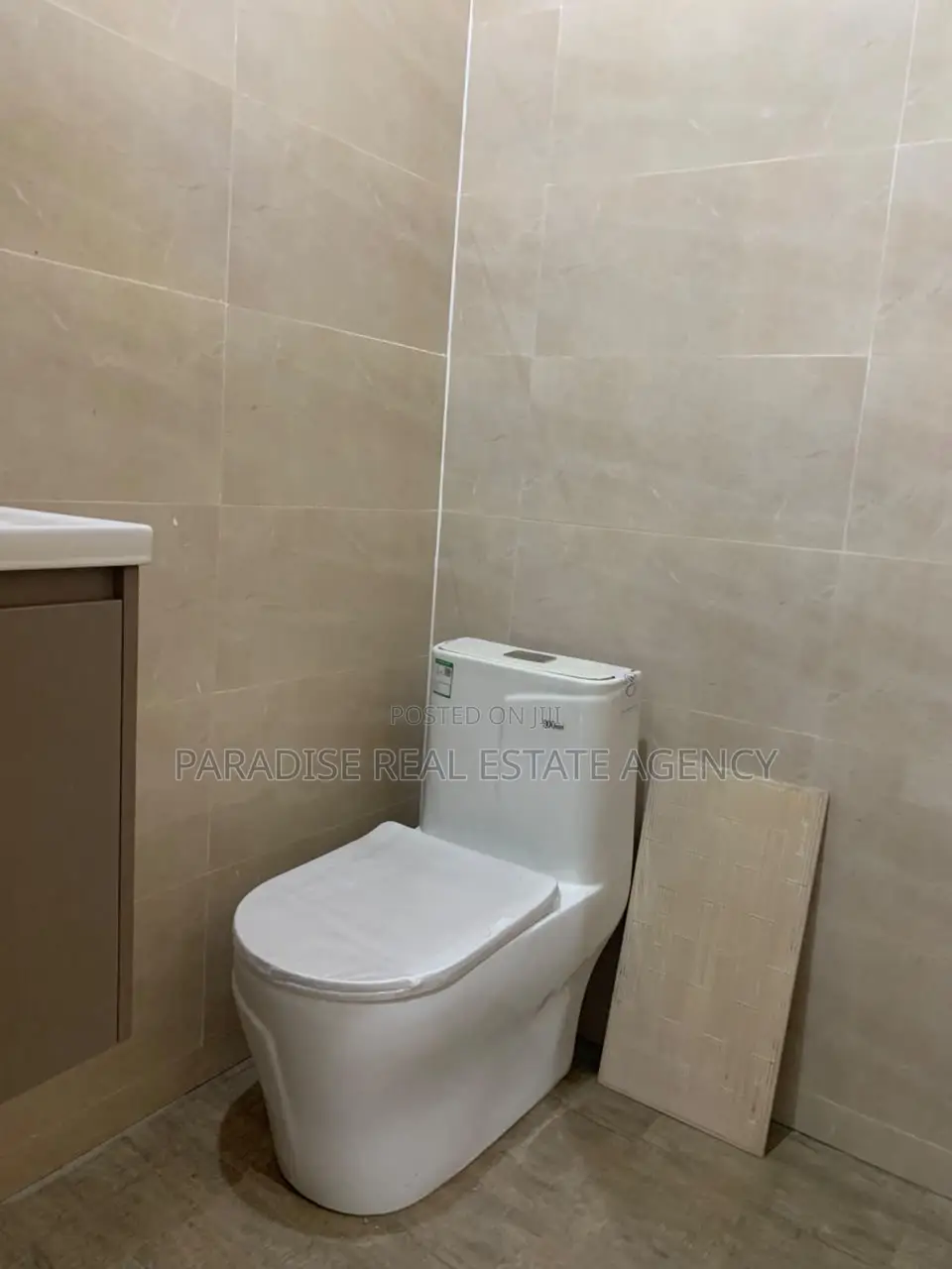 3bdrm Apartment in Atwima Takyiman, Kumasi Metropolitan for rent