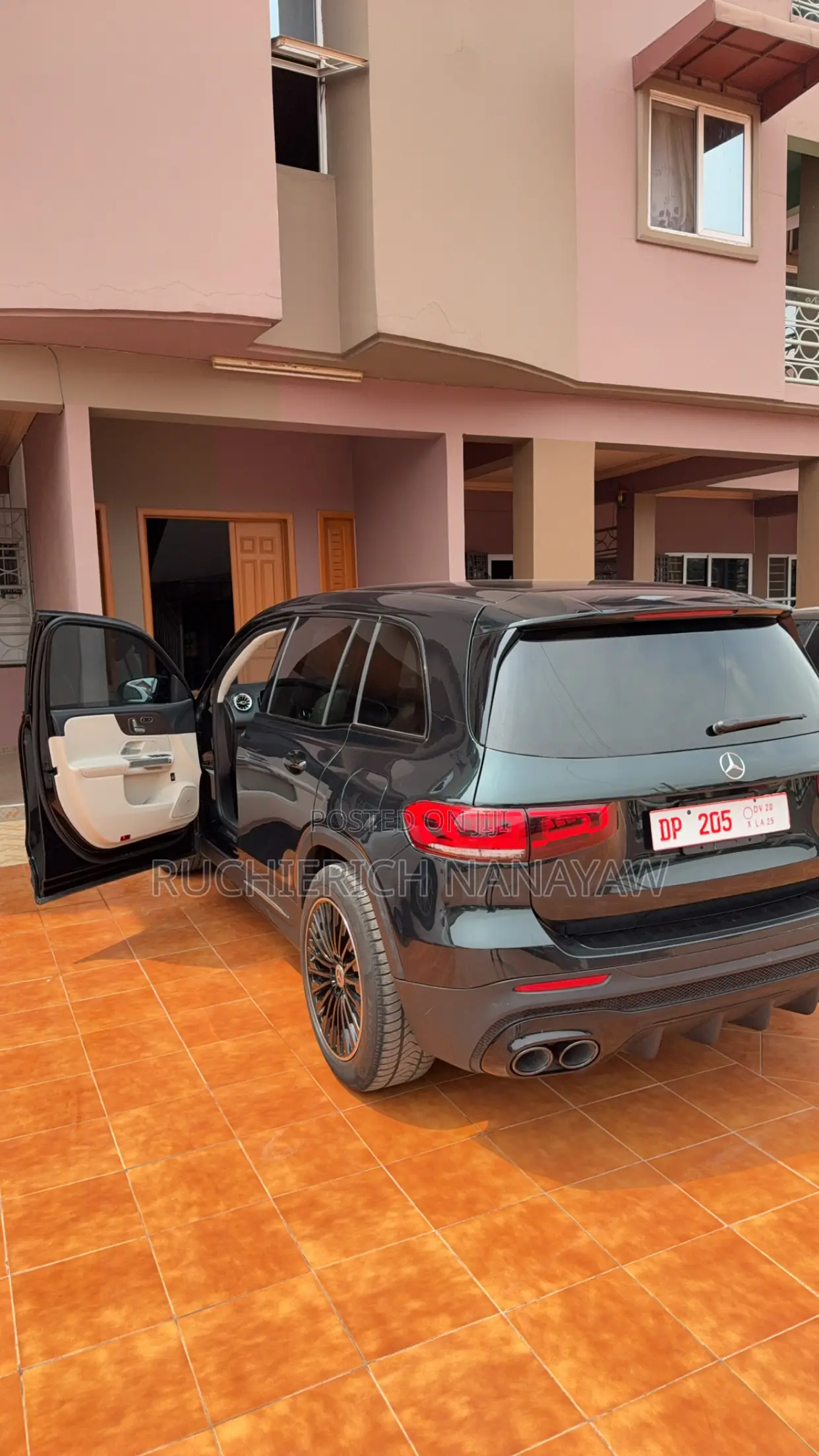 Mercedes-Benz GLB-Class GLB 250 4MATIC 2021