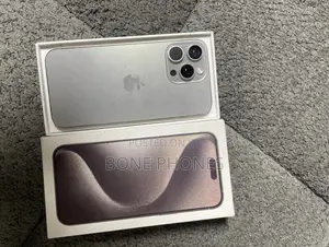 Apple iPhone 15 Pro Max 256 GB Silver