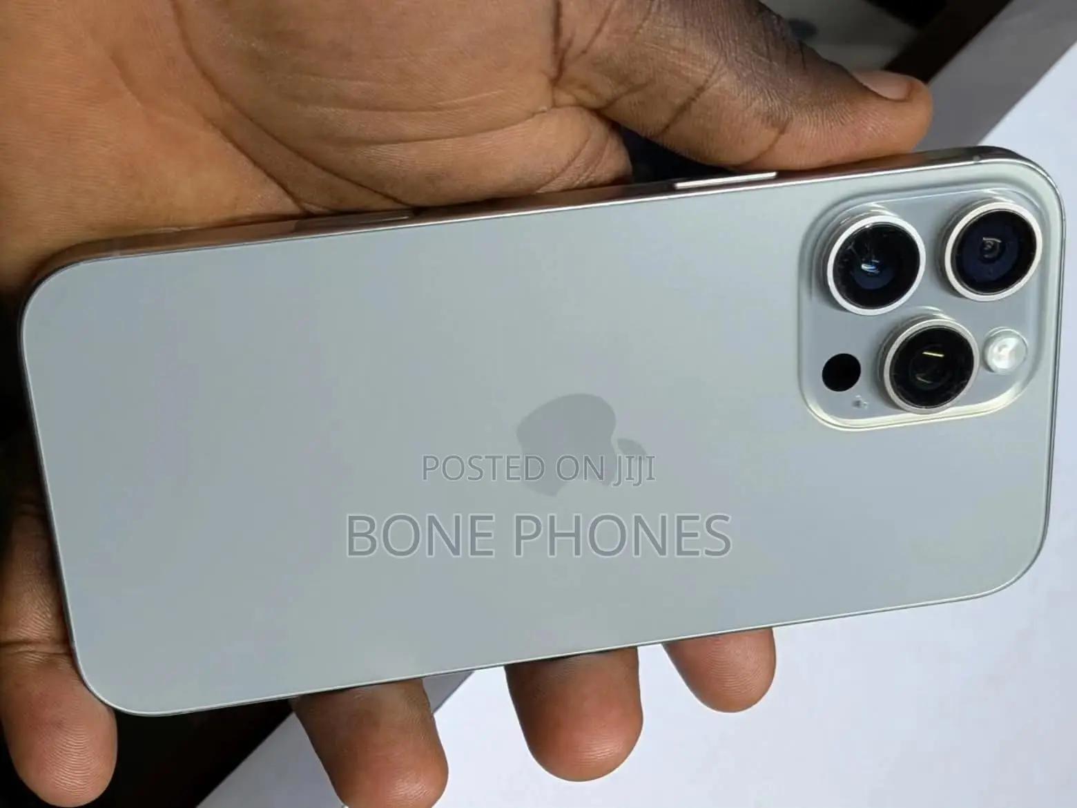 Apple iPhone 15 Pro Max 256 GB Silver