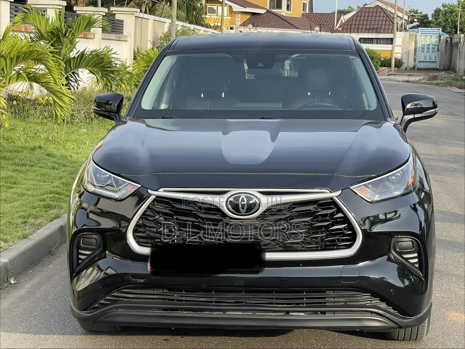Toyota Highlander LE AWD 2023 Black