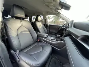 Toyota Highlander LE AWD 2023 Black
