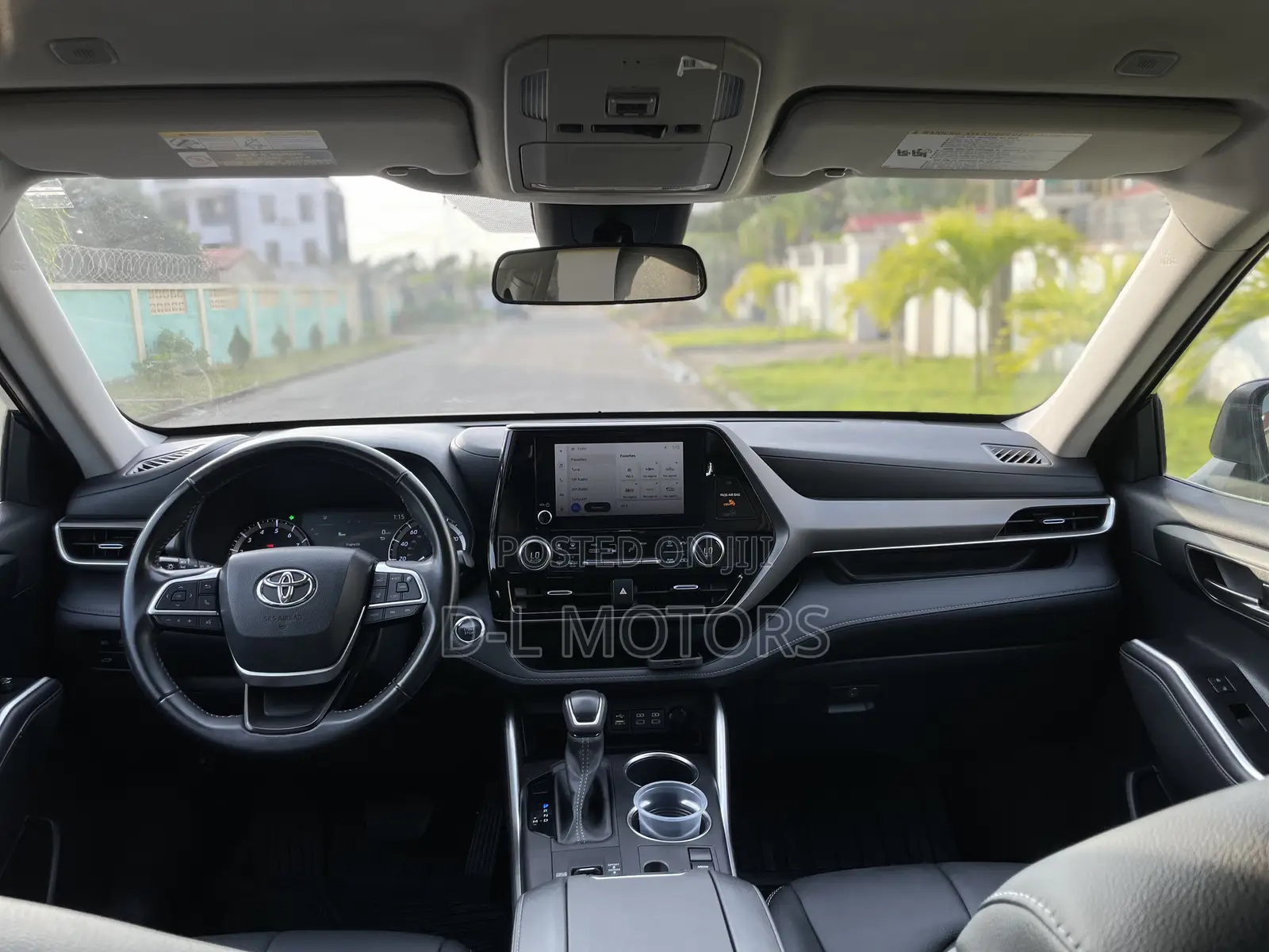 Toyota Highlander LE AWD 2023 Black
