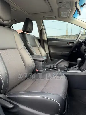 Toyota Corolla 2015 Black