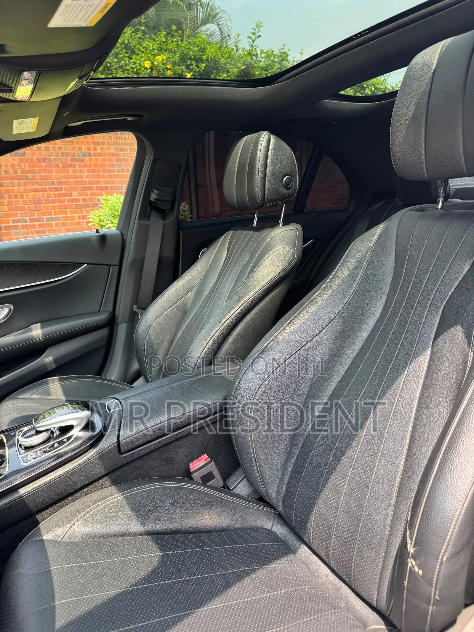 Mercedes-Benz E300 4Matic AWD Sedan (2.0L 4cyl 9A) 2017 White