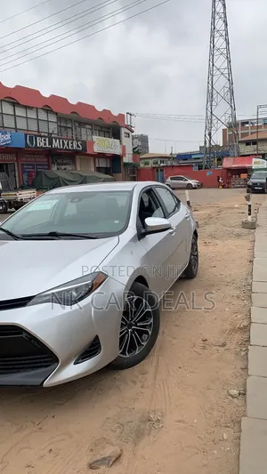 Toyota Corolla 2017 Gray